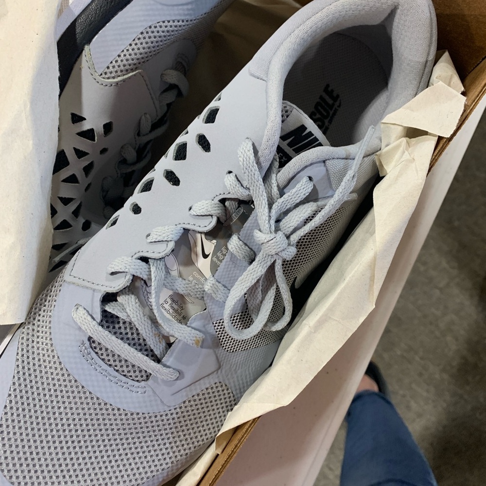 Nike Flex Experience RN 6 Athletic Shoe 3147 - Picture 3 of 9